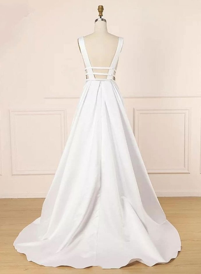 Elegant Ivory V-neck Simple Satin Prom Dresses With Pockets