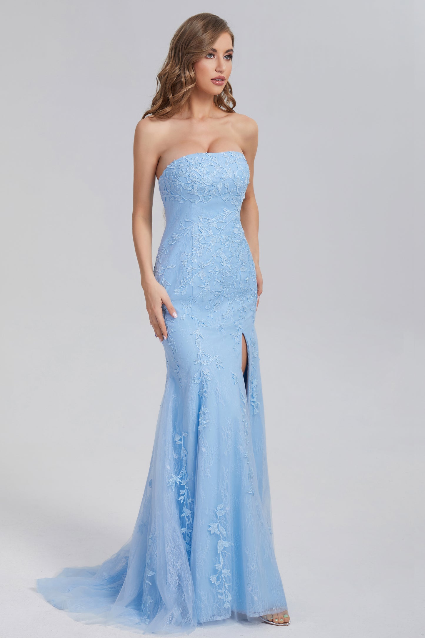 Mermaid Strapless Appliques Lace Prom Dresses